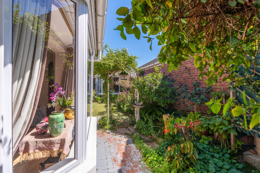 3 Bedroom Property for Sale in Pinelands Western Cape